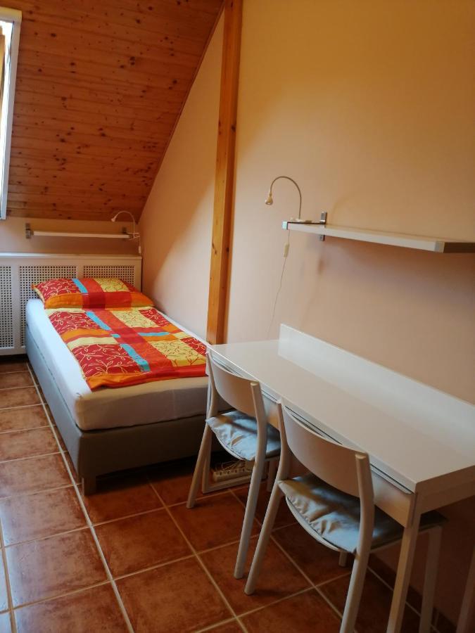 Bed and Breakfast Karpatia Panzio Esztergom Esterno foto